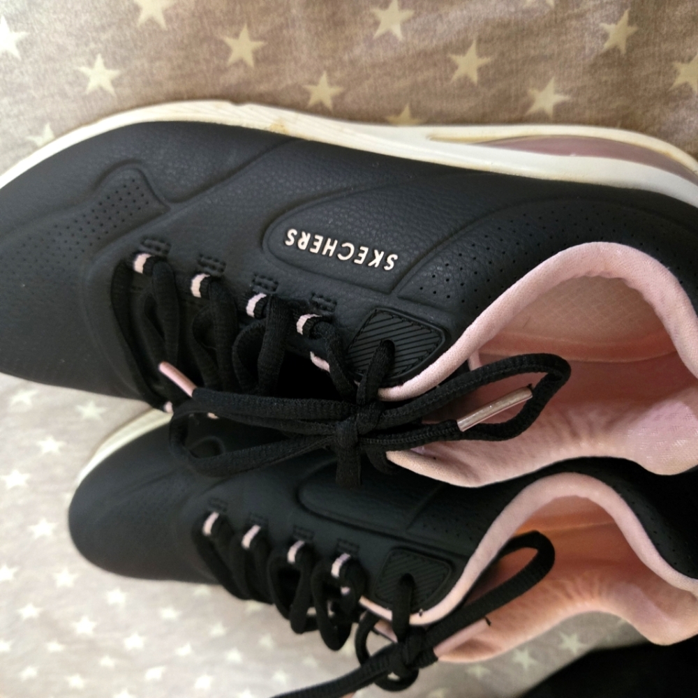 Like new sketchers